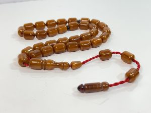 تسبیح کهربا خردلی رگه ار