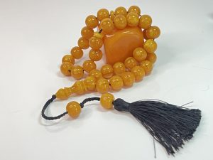تسبیح سندلوس رگه دار